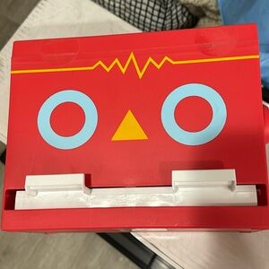 Target Bullseye’s Playground Robot Box Pencil Dispenser
